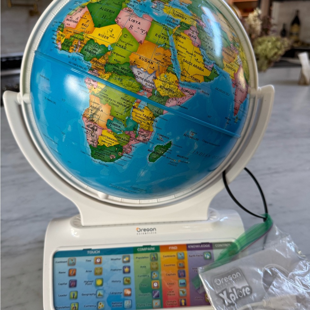 Interactive Learning Smart Globe Oregon Scientific